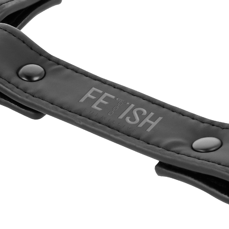 Fetish Submissive – Union de menottes en cuir